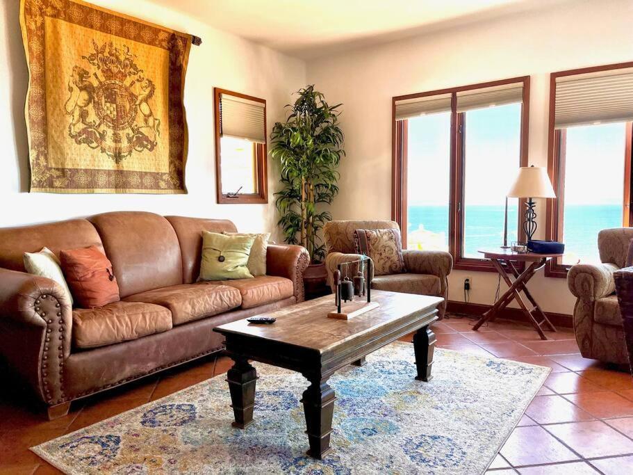 Sunrise Bliss Villa Avalon Exterior foto